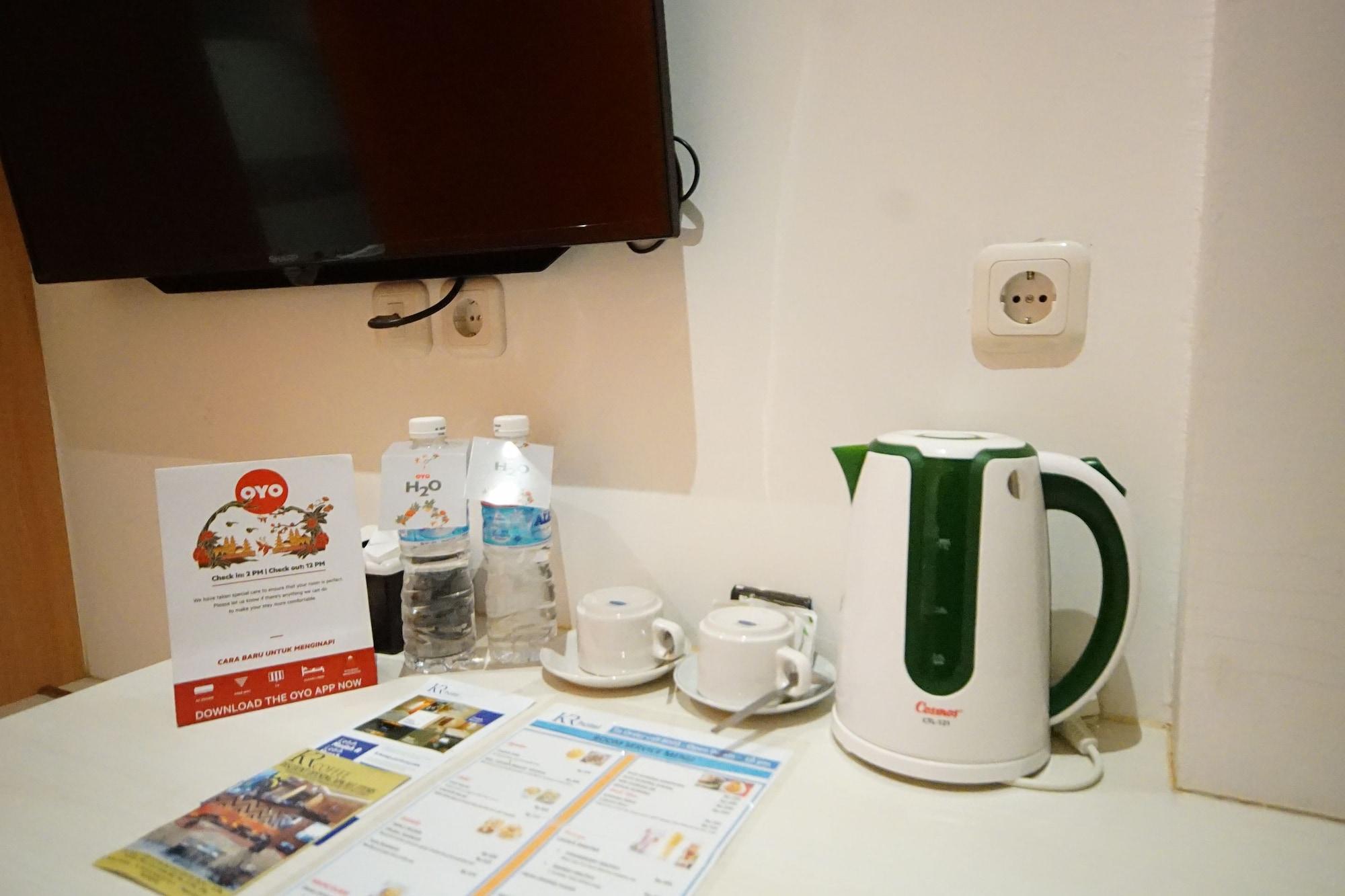 Oyo 344 Kr Hotel Palembang Ngoại thất bức ảnh