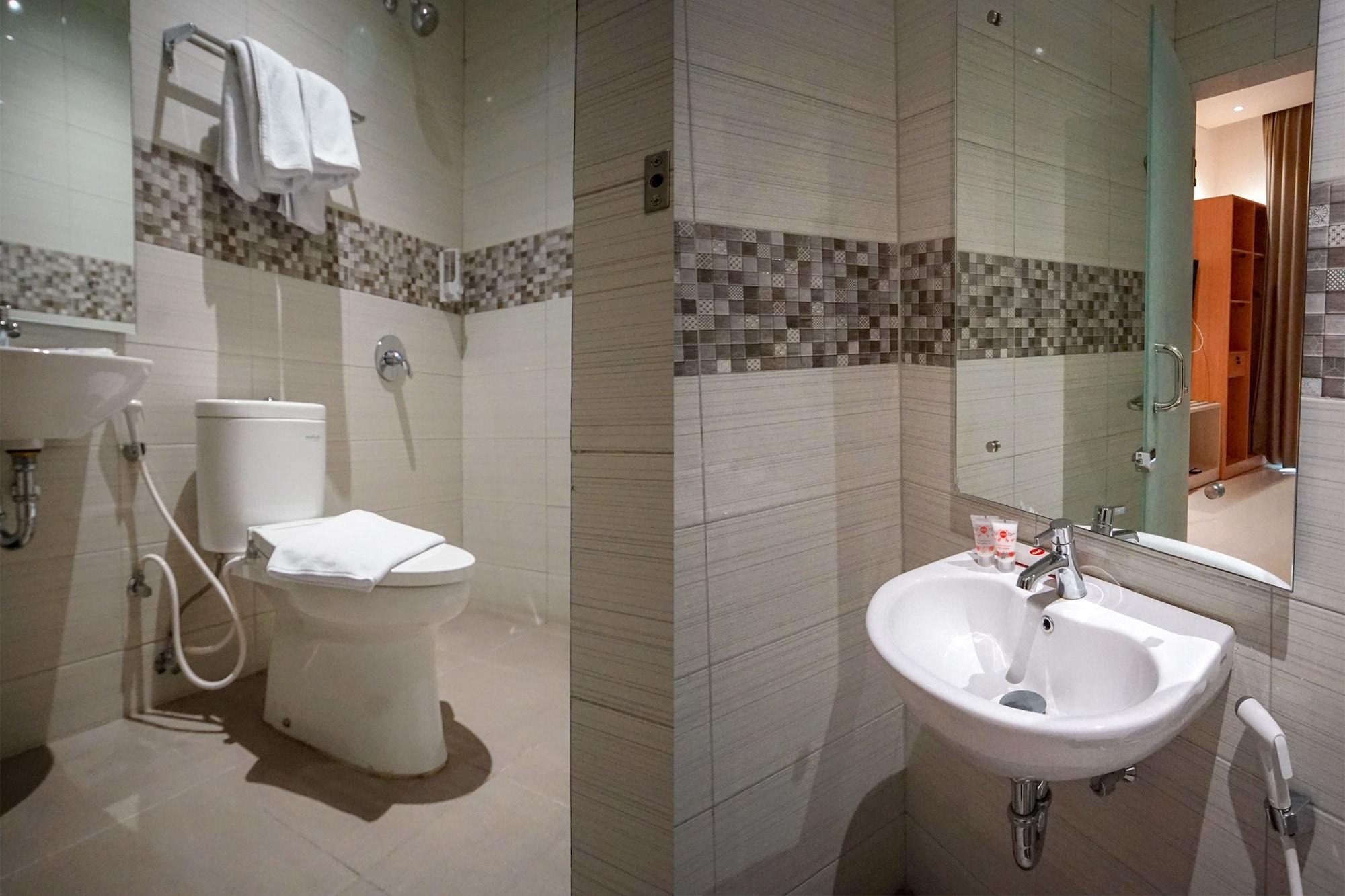 Oyo 344 Kr Hotel Palembang Ngoại thất bức ảnh