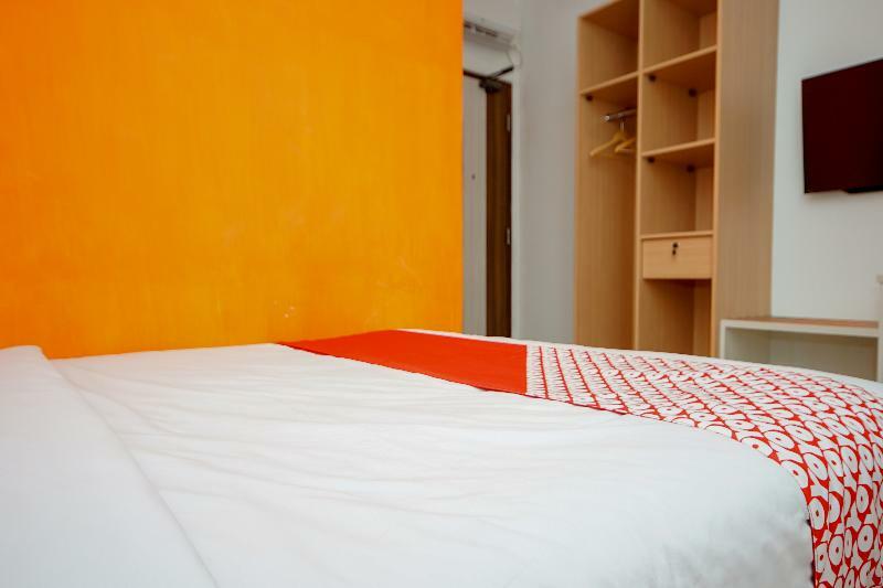 Oyo 344 Kr Hotel Palembang Ngoại thất bức ảnh